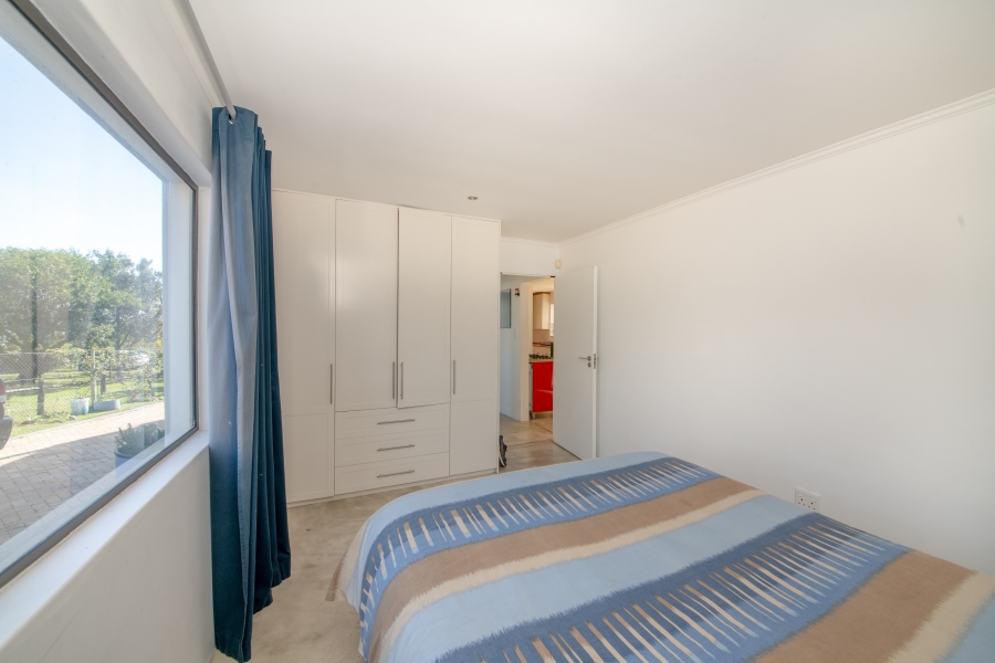 4 Bedroom Property for Sale in Pringle Bay Western Cape